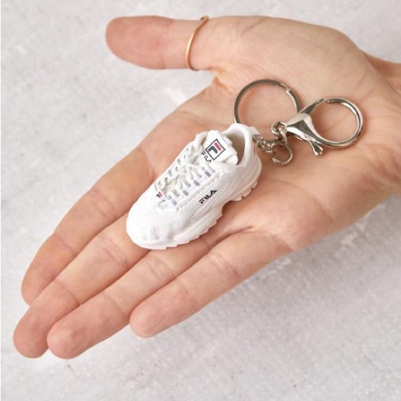 FILA Shoe KeyChain with Shoe Box Collectible - Picture 4 of 11